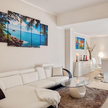 Luni Mare Bright Terrace Flat With Parking Apartment Marinella di Sarzana Ngoại thất bức ảnh