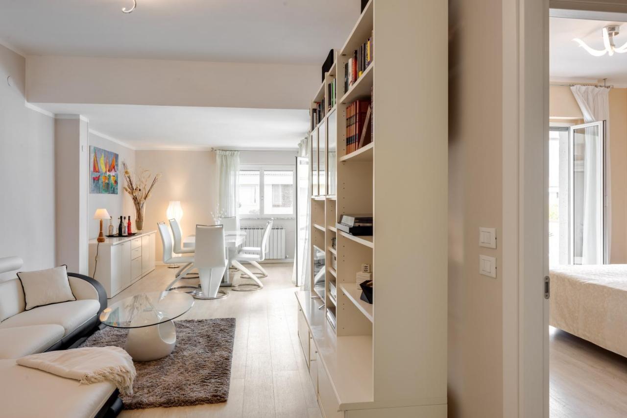 Luni Mare Bright Terrace Flat With Parking Apartment Marinella di Sarzana Ngoại thất bức ảnh